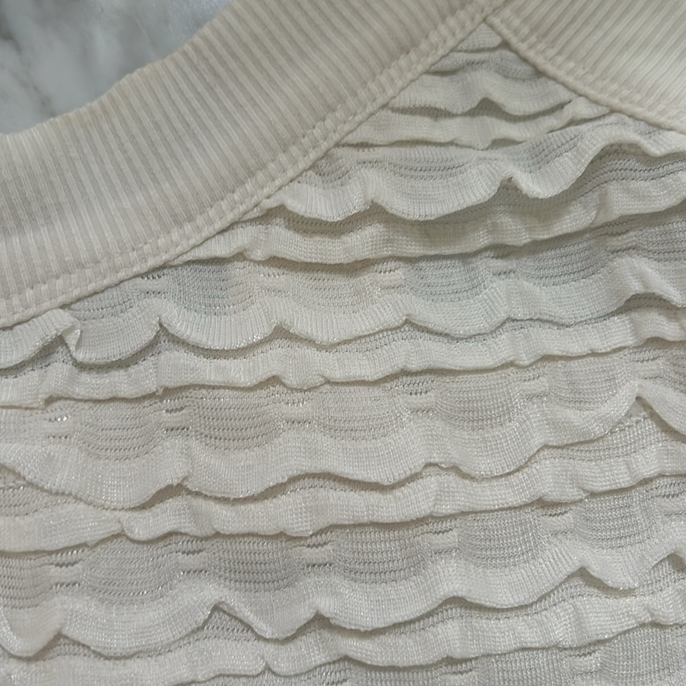 By Anthropologie Scoop Neck Ruffled Tank - Picture 7 of 8